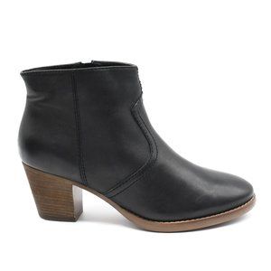 Crown Vintage Black Leather Booties 9